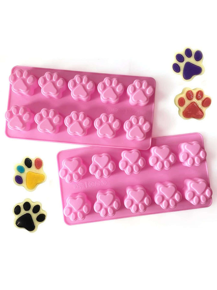 Fun paw-shaped ice cube tray mould, perfect for creating whimsical paw print ice cubes for drinks and celebrations.