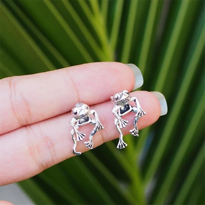 Climbing Frog Stud Earrings