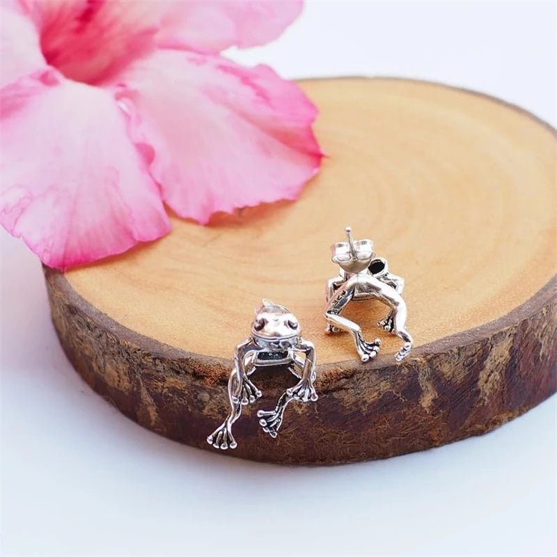 Climbing Frog Stud Earrings