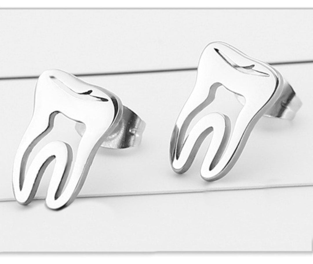 Silhouette Tooth Earrings Silver