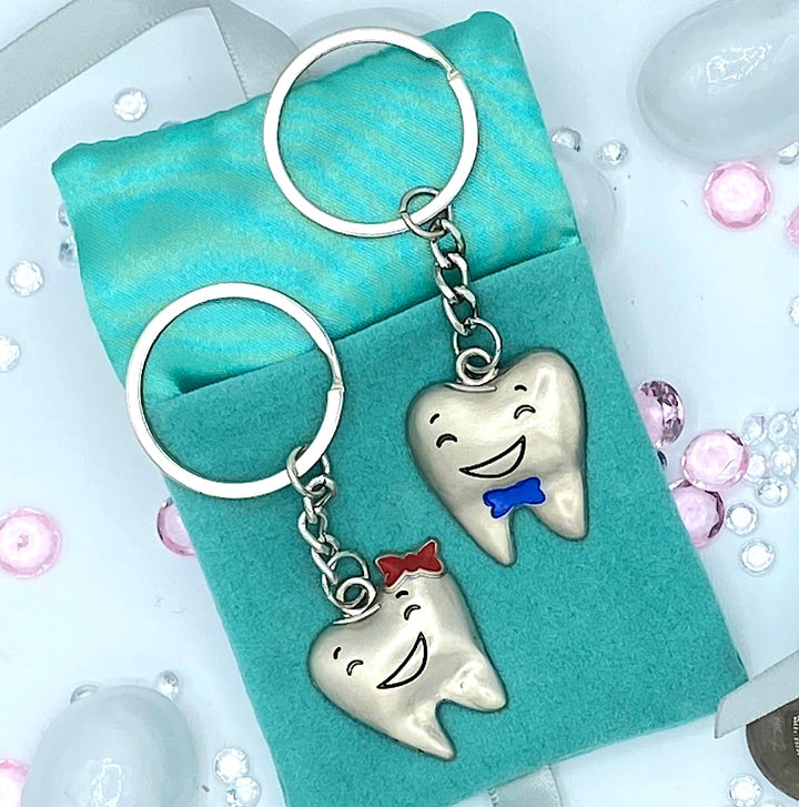 Smiley Tooth Red Bow Keyring